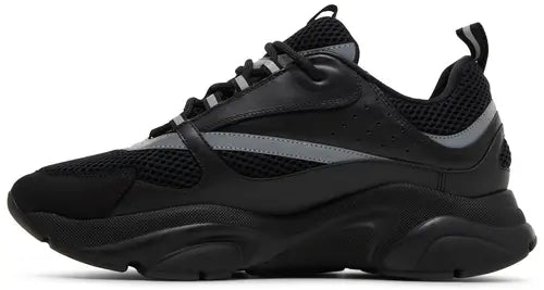 B22 Trainers Black